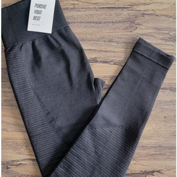 ACTA SEAMLESS PRO LEGGING COLOR BLACK SIZE MEDIUM - Picture 3 of 4